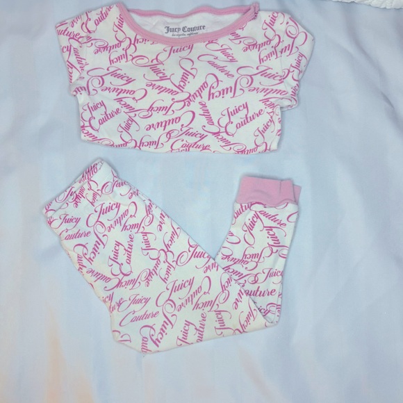 Juicy Couture Baby Pajamas - Picture 1 of 5